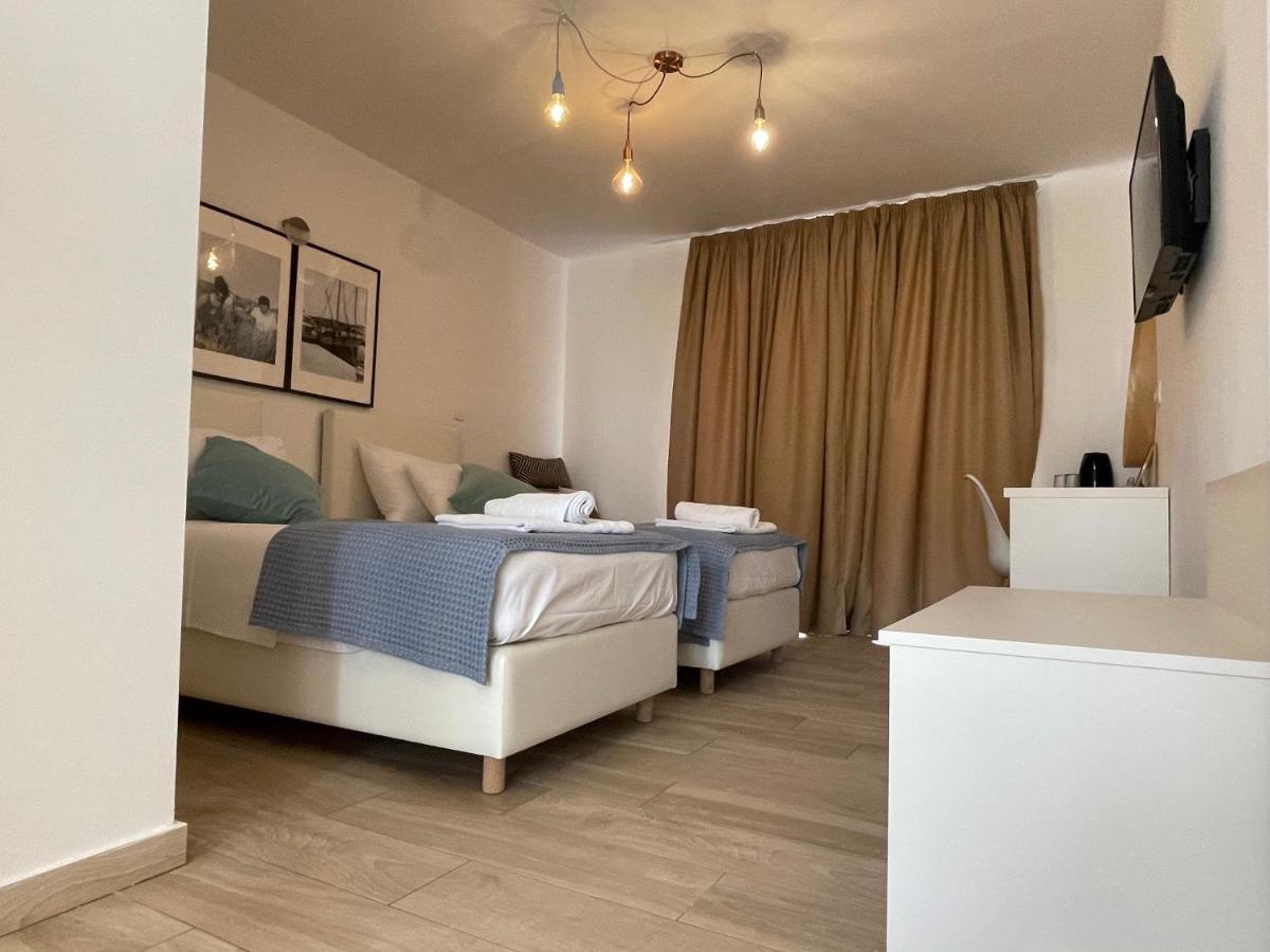 St. Nicholas Rooms Hvar Town Buitenkant foto