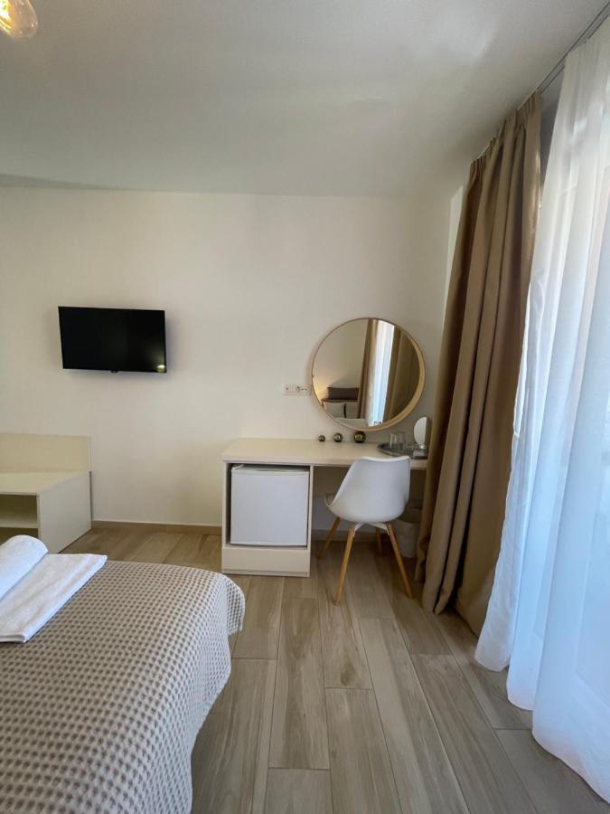 St. Nicholas Rooms Hvar Town Buitenkant foto