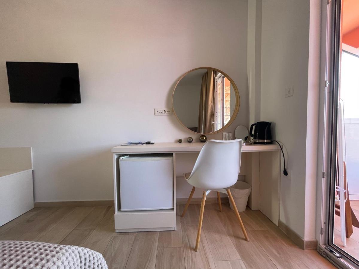 St. Nicholas Rooms Hvar Town Buitenkant foto