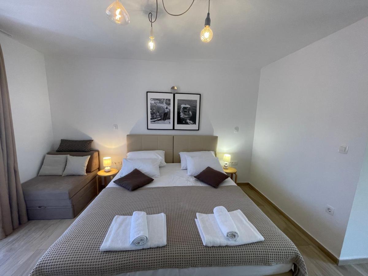St. Nicholas Rooms Hvar Town Buitenkant foto
