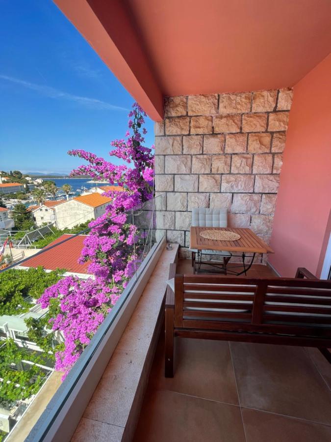 St. Nicholas Rooms Hvar Town Buitenkant foto