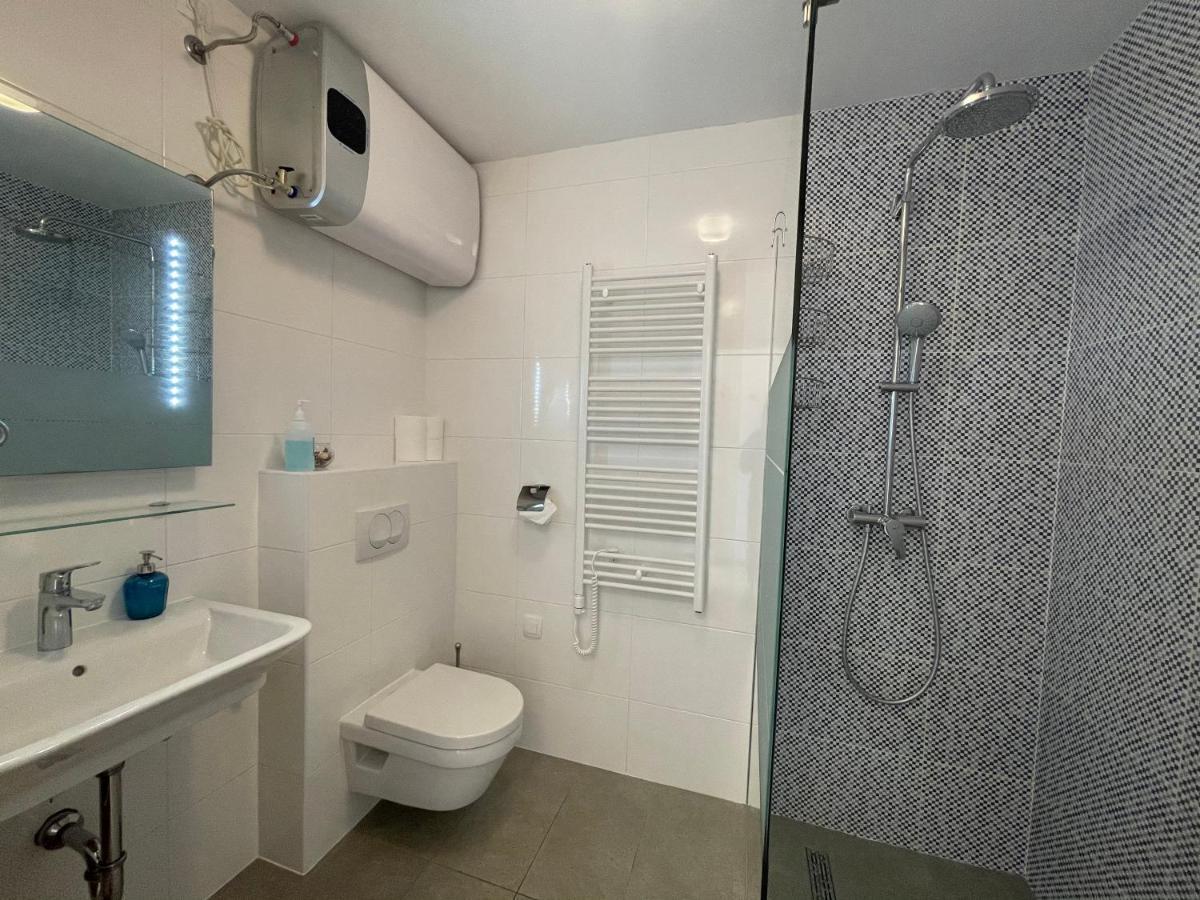 St. Nicholas Rooms Hvar Town Buitenkant foto