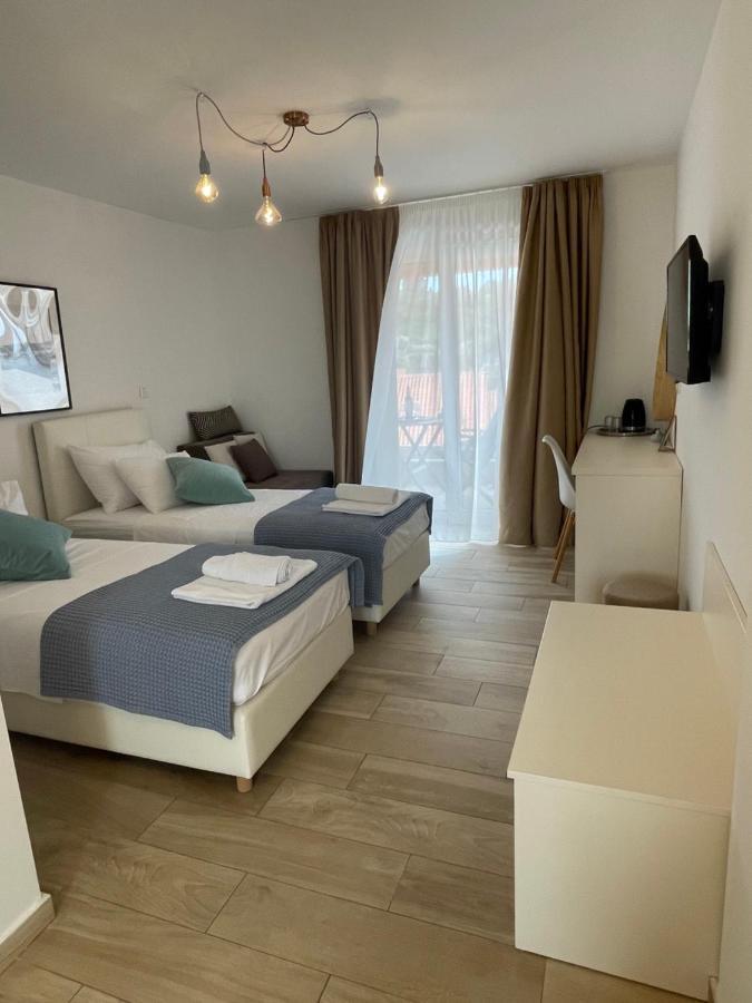 St. Nicholas Rooms Hvar Town Buitenkant foto