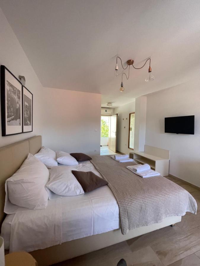St. Nicholas Rooms Hvar Town Buitenkant foto