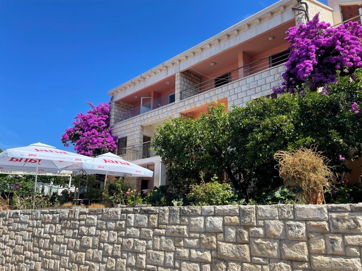 St. Nicholas Rooms Hvar Town Buitenkant foto