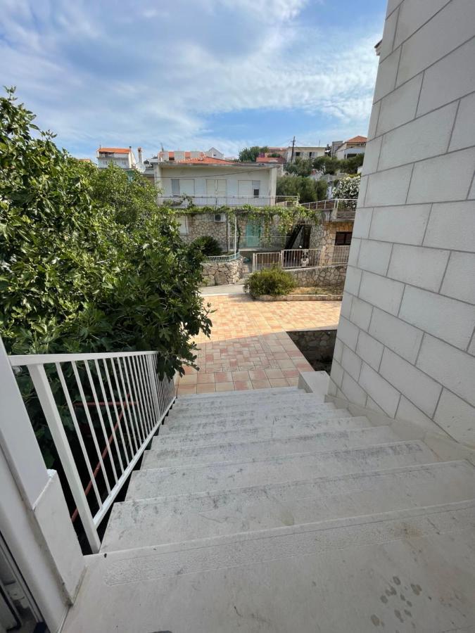 St. Nicholas Rooms Hvar Town Buitenkant foto